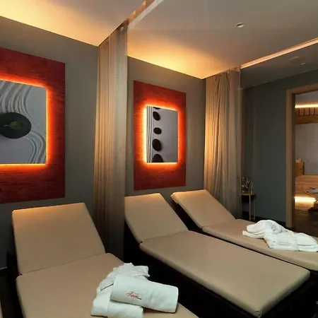 Wellness Grand 3* Špindlerŭv Mlýn