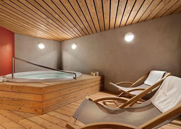 Hotel Wellness Grand 3*